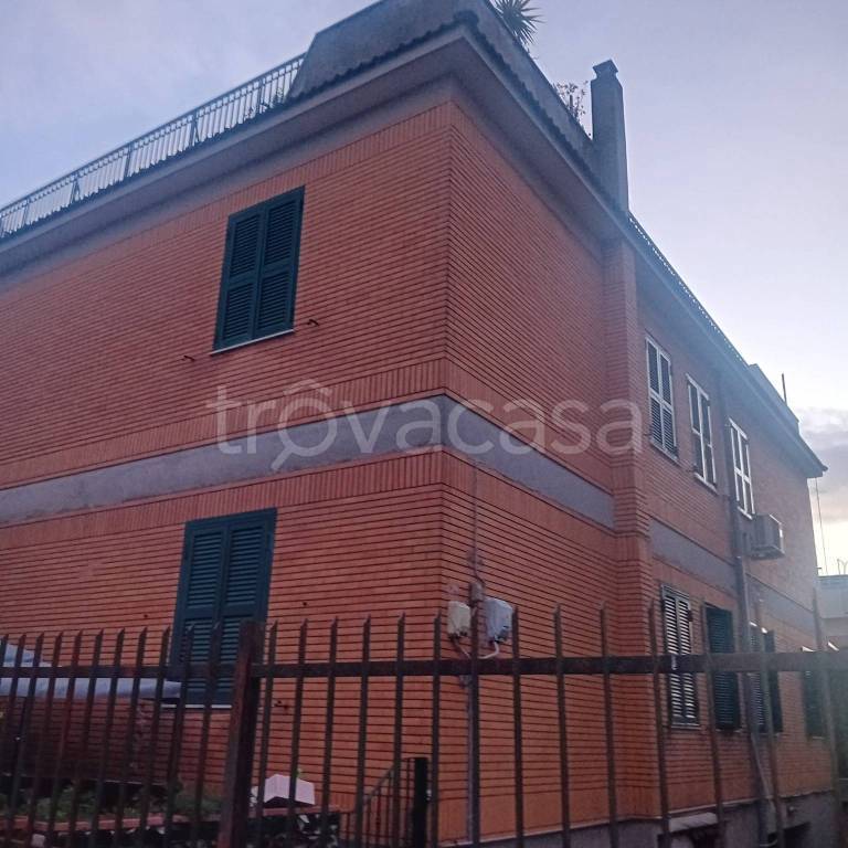 appartamento in vendita a Roma in zona Casalotti