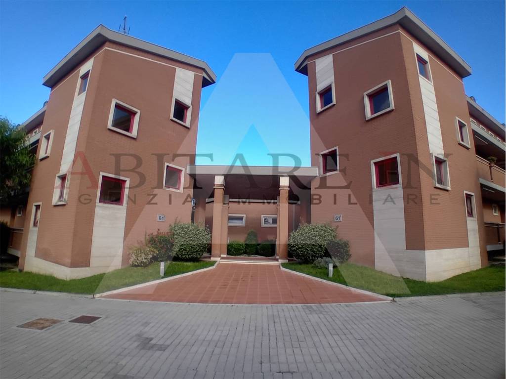 appartamento in vendita a Roma in zona Infernetto