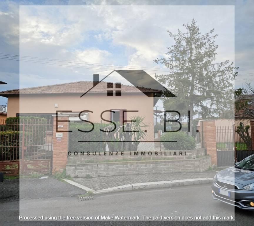 casa indipendente in vendita a Roma in zona Casal Morena