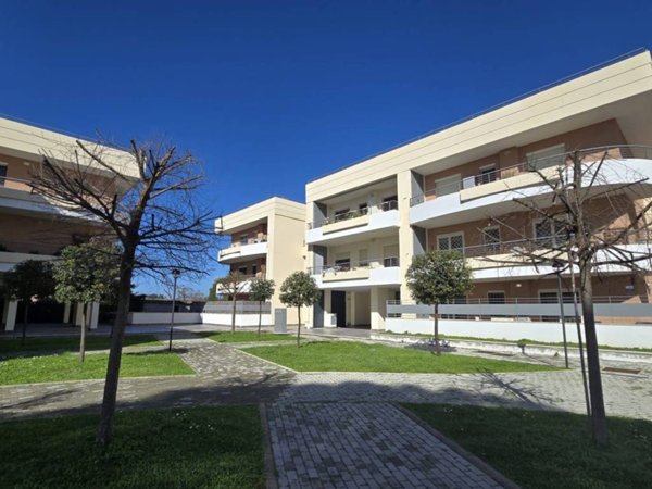 appartamento in vendita a Roma in zona Prima Porta