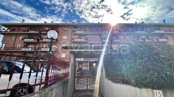 appartamento in vendita a Roma in zona Casal Morena