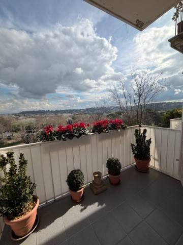 appartamento in vendita a Roma in zona Della Vittoria