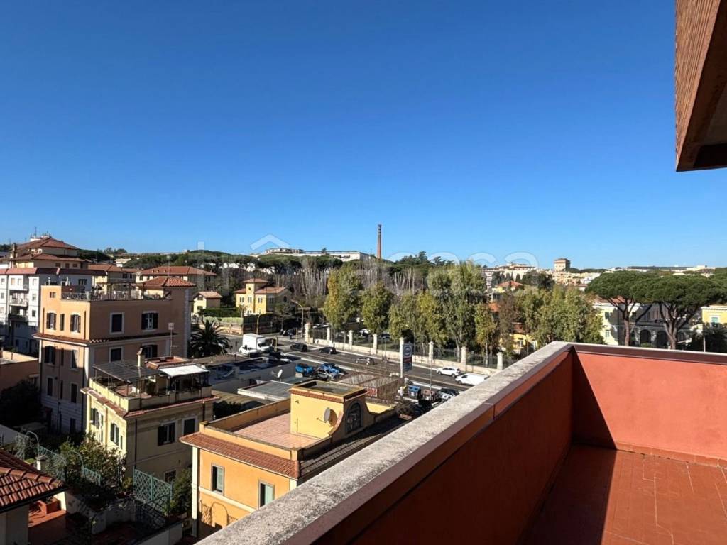 appartamento in vendita a Roma in zona Portuense