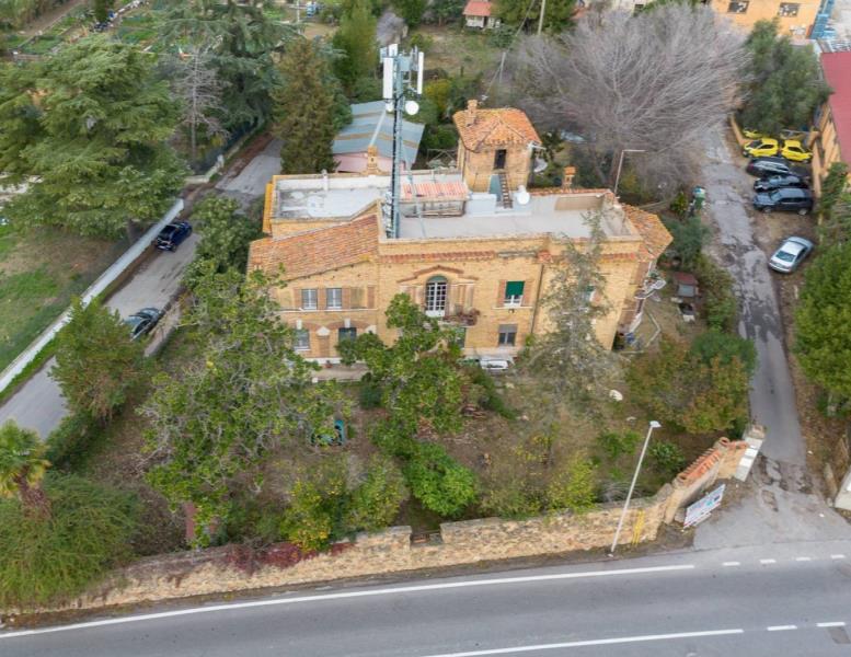 appartamento in vendita a Roma in zona Gianicolense