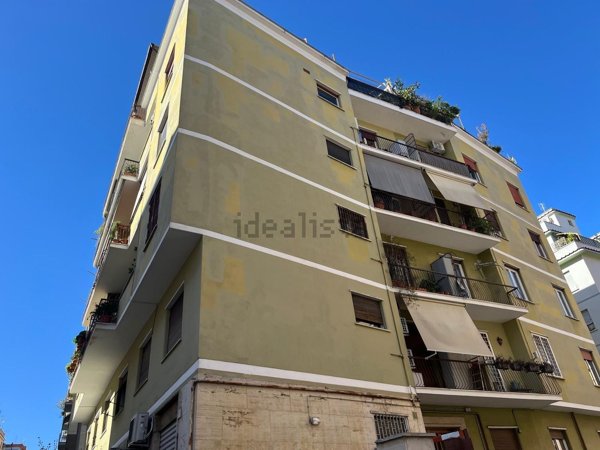 appartamento in vendita a Roma in zona Gianicolense