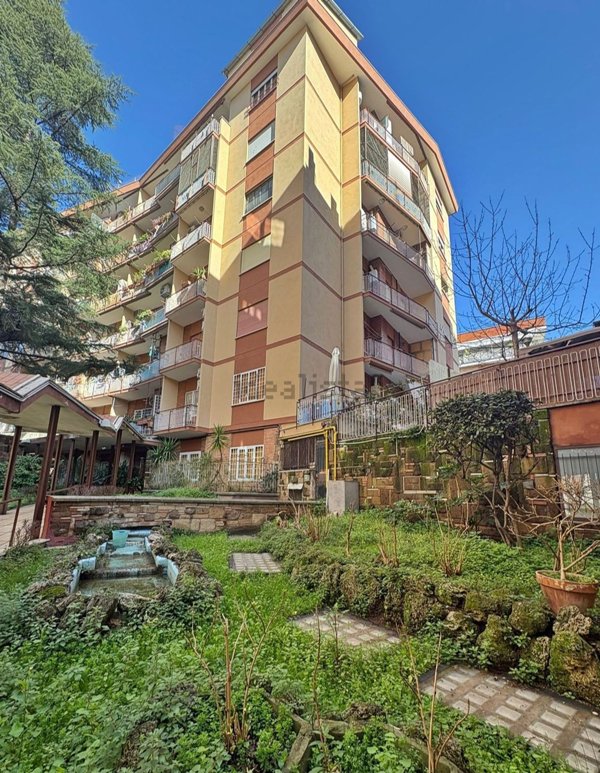 appartamento in vendita a Roma in zona Collatino