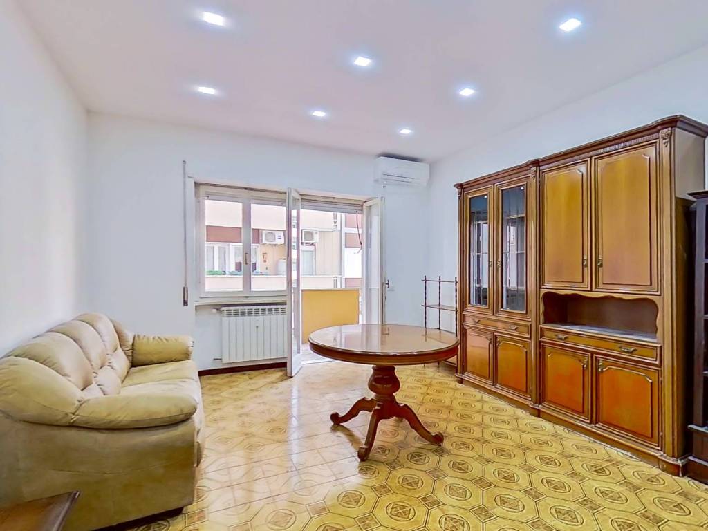 appartamento in vendita a Roma in zona Ostia