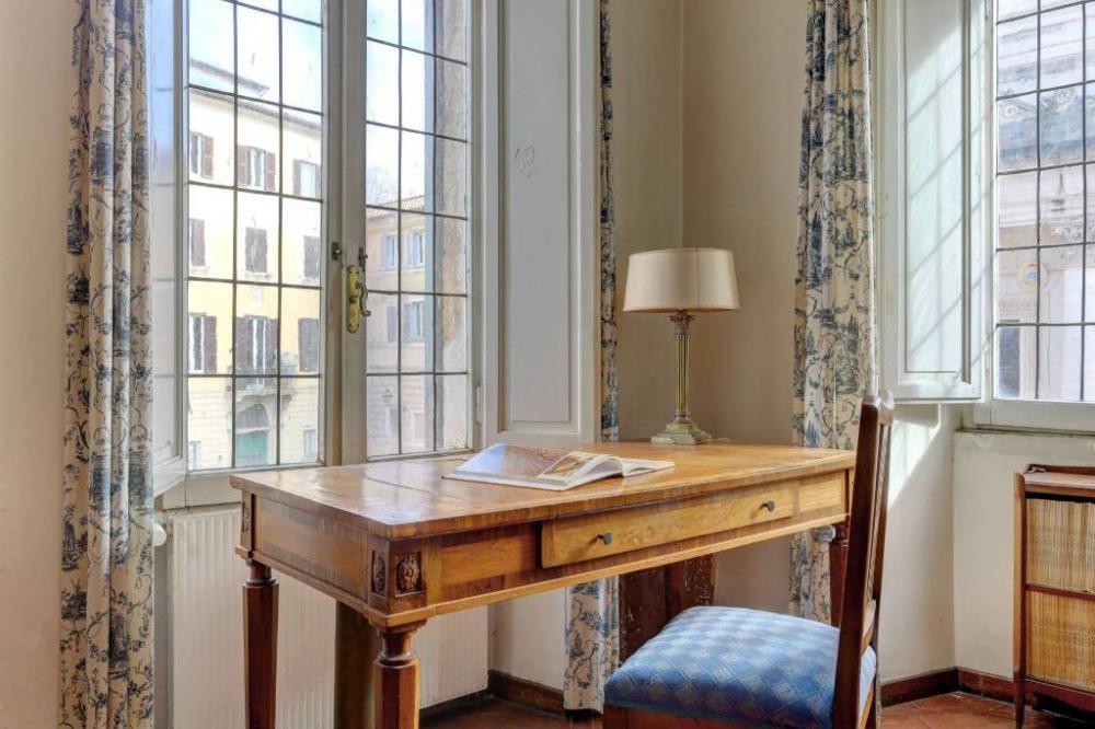 appartamento in vendita a Roma in zona Rione di Ponte