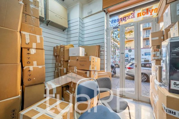 negozio in vendita a Roma in zona Esquilino