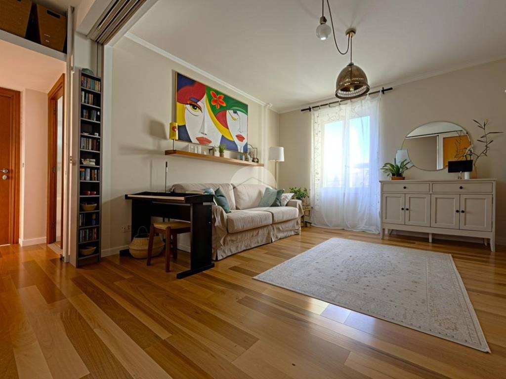 appartamento in vendita a Roma in zona Tuscolano