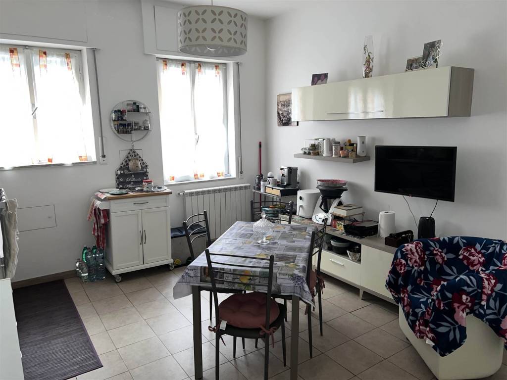 appartamento in vendita a Roma in zona Cinecittà