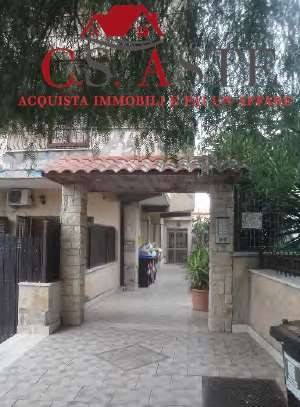 appartamento in vendita a Roma in zona Torre Angela