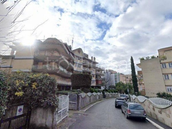 casa indipendente in vendita a Roma in zona Monte Sacro/Talenti