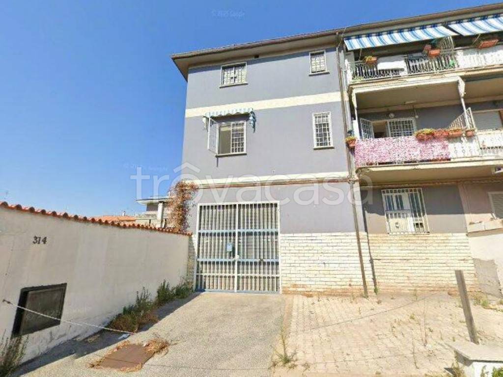 negozio in vendita a Roma in zona Dragona/Bagnoletto