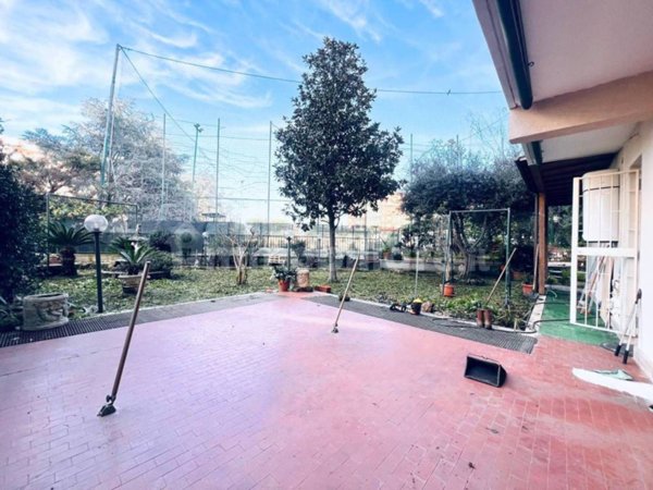 appartamento in vendita a Roma in zona Tor di Valle