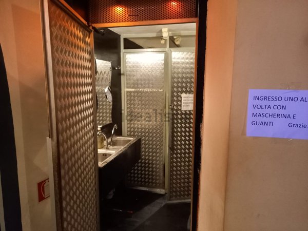 locale commerciale in vendita a Roma in zona Tiburtino