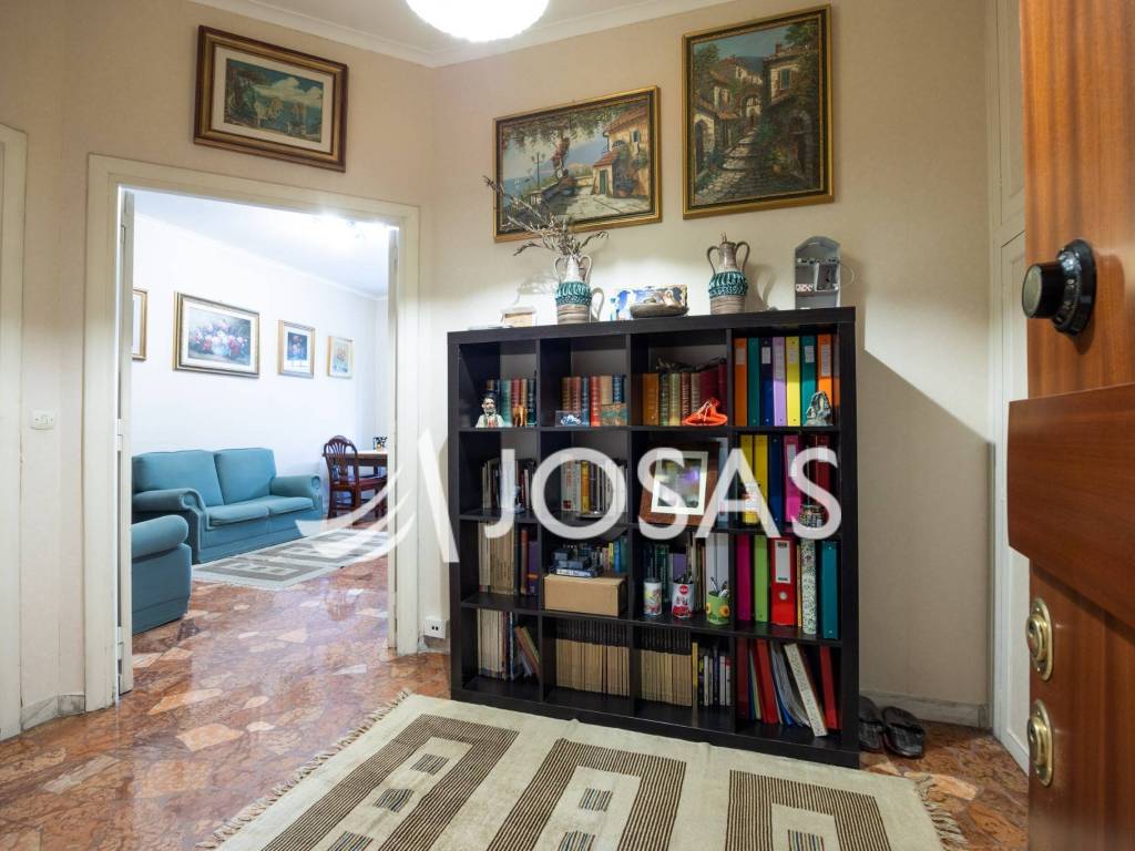 appartamento in vendita a Roma in zona Portuense