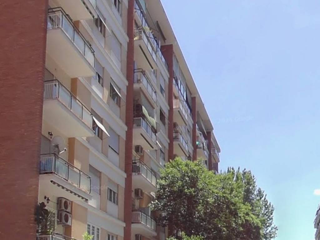 appartamento in vendita a Roma in zona Portuense