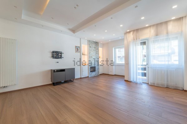 appartamento in vendita a Roma in zona Ostia