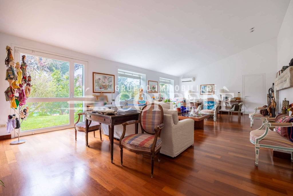 casa indipendente in vendita a Roma in zona Trieste