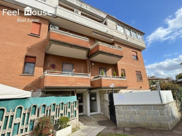 appartamento in vendita a Roma in zona Vitinia