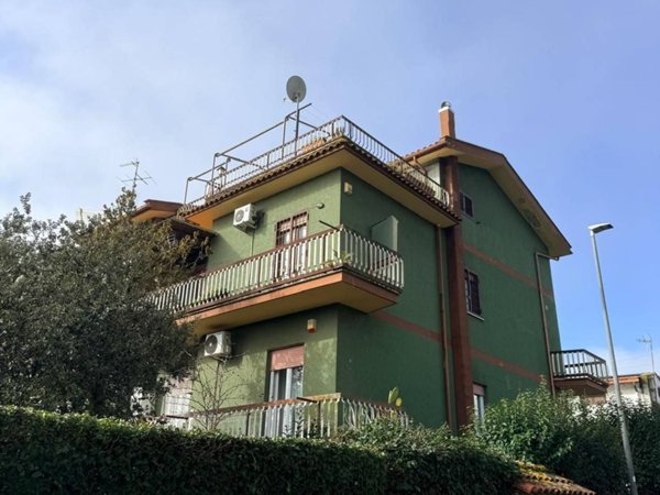 appartamento in vendita a Roma in zona Prima Porta