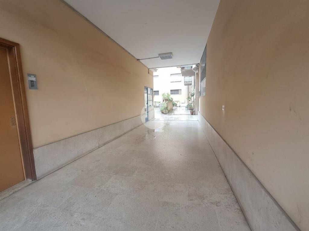 appartamento in vendita a Roma in zona Cinecittà