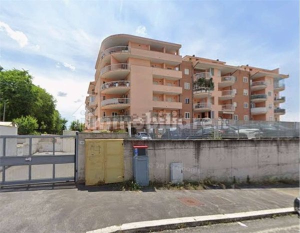 appartamento in vendita a Roma in zona Mezzocammino