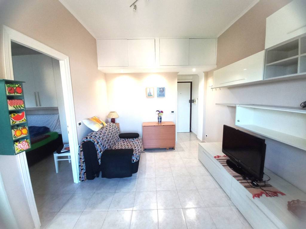 appartamento in vendita a Roma in zona Tomba di Nerone