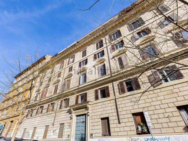 appartamento in vendita a Roma in zona Trastevere