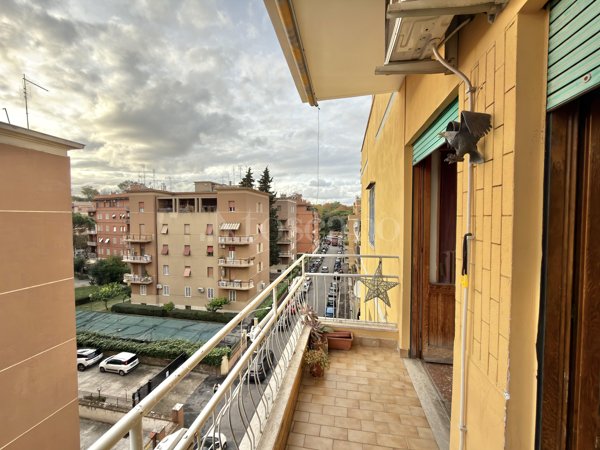 appartamento in vendita a Roma in zona Portuense