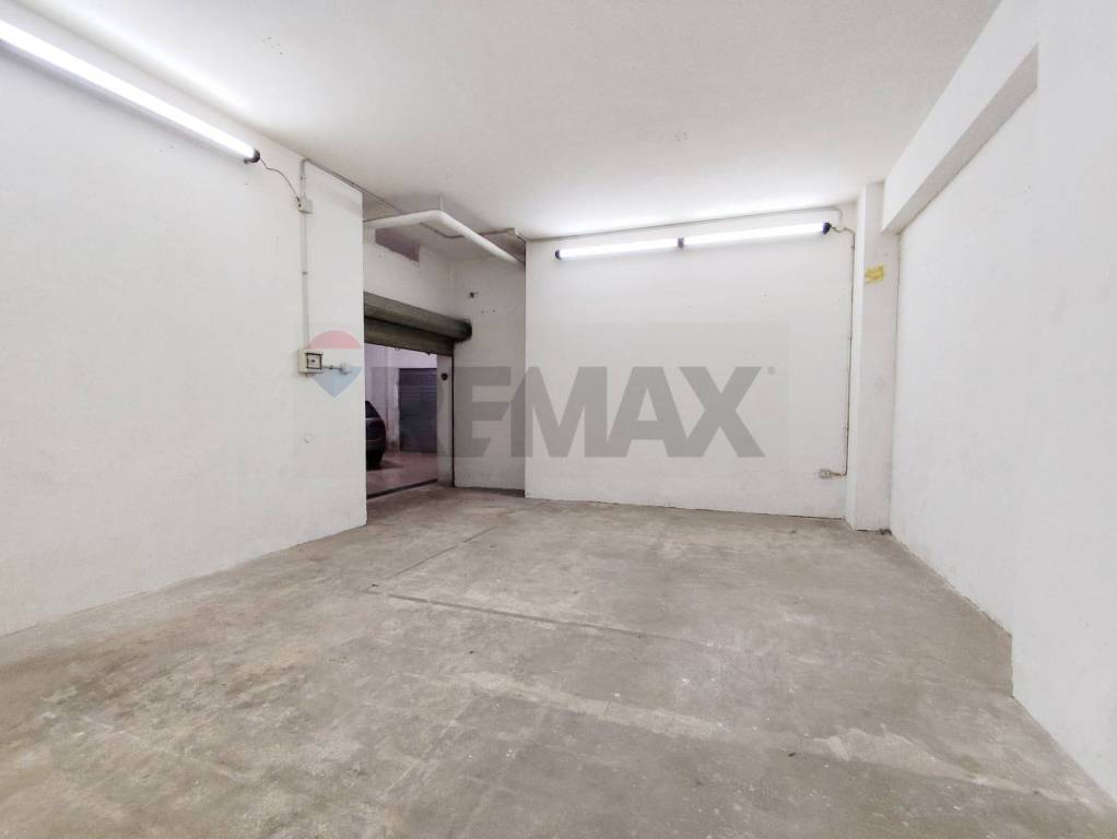 locale di sgombero in vendita a Roma in zona Monte Sacro/Talenti