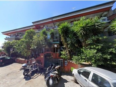 appartamento in vendita a Roma in zona Tomba di Nerone