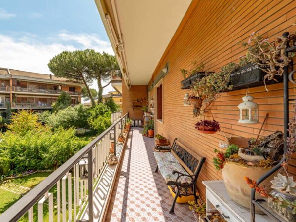 appartamento in vendita a Roma in zona Gianicolense