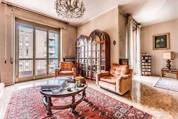 appartamento in vendita a Roma in zona Ardeatino