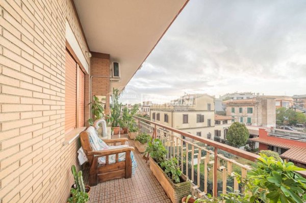 appartamento in vendita a Roma in zona Prenestino-Centocelle