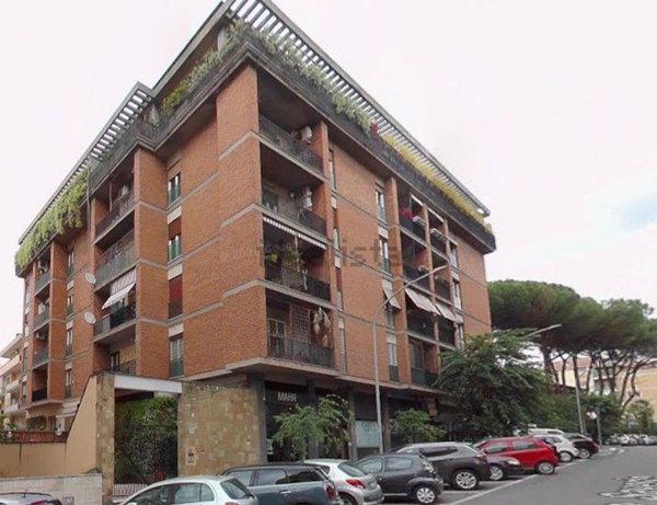 appartamento in vendita a Roma in zona Tor di Quinto