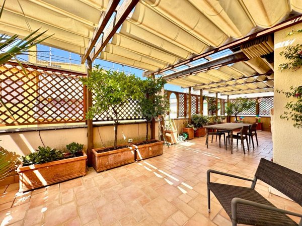 appartamento in vendita a Roma in zona Gianicolense