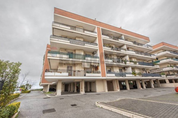 appartamento in vendita a Roma in zona Ponte di Nona