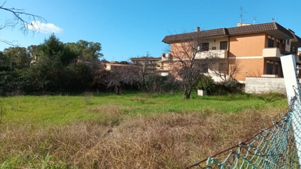 casa indipendente in vendita a Roma in zona Acilia