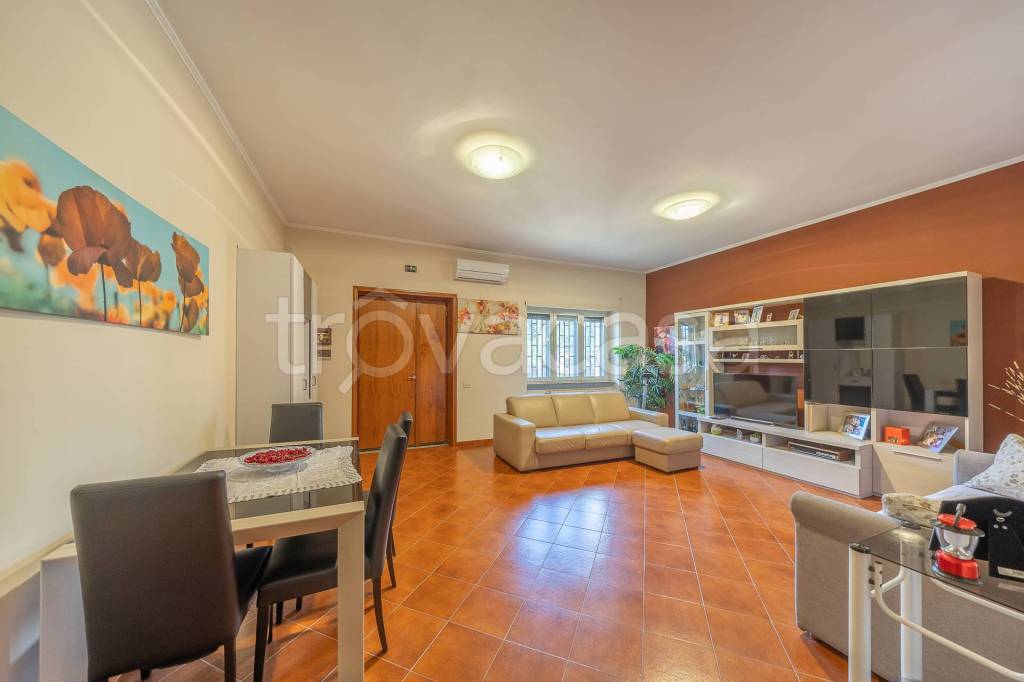 casa indipendente in vendita a Roma in zona Ottavia