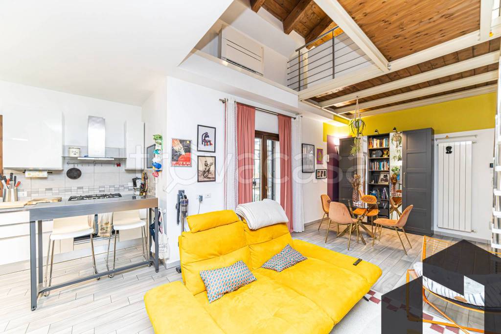 appartamento in vendita a Roma in zona Borghesiana