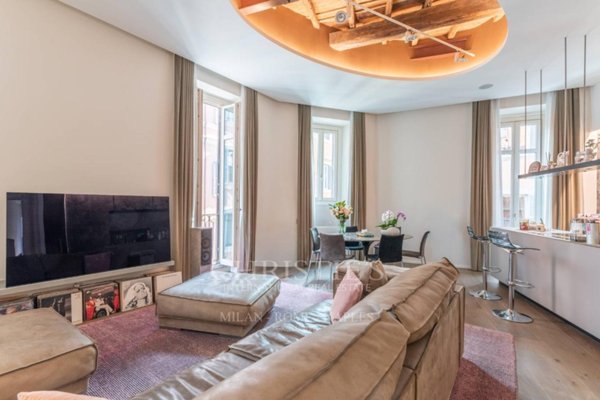 appartamento in vendita a Roma in zona Parione/Sant'Eustachio