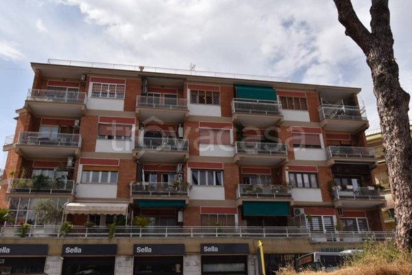appartamento in vendita a Roma in zona Gianicolense