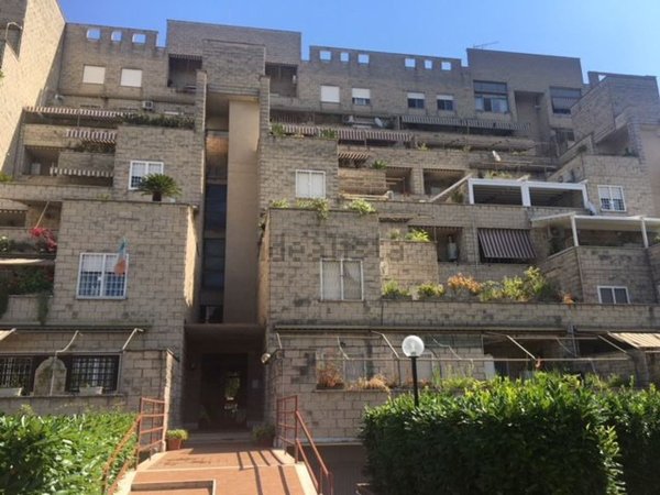 appartamento in vendita a Roma in zona EUR