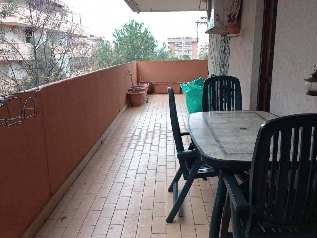 appartamento in vendita a Roma in zona Ponte di Nona