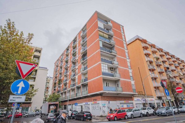 appartamento in vendita a Roma in zona Prenestino-Labicano