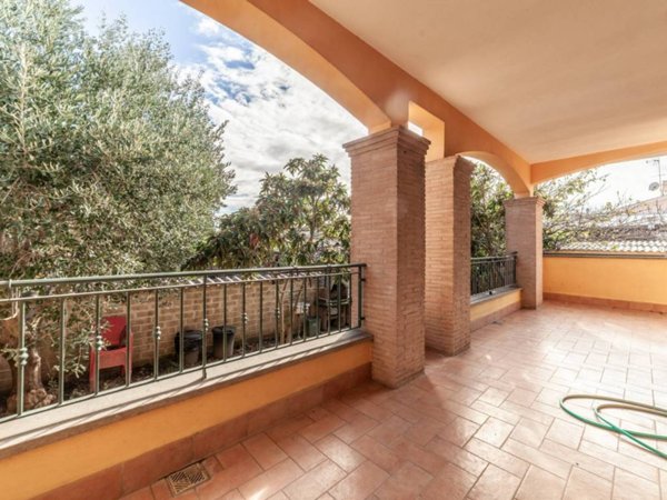 casa indipendente in vendita a Roma in zona Casalotti