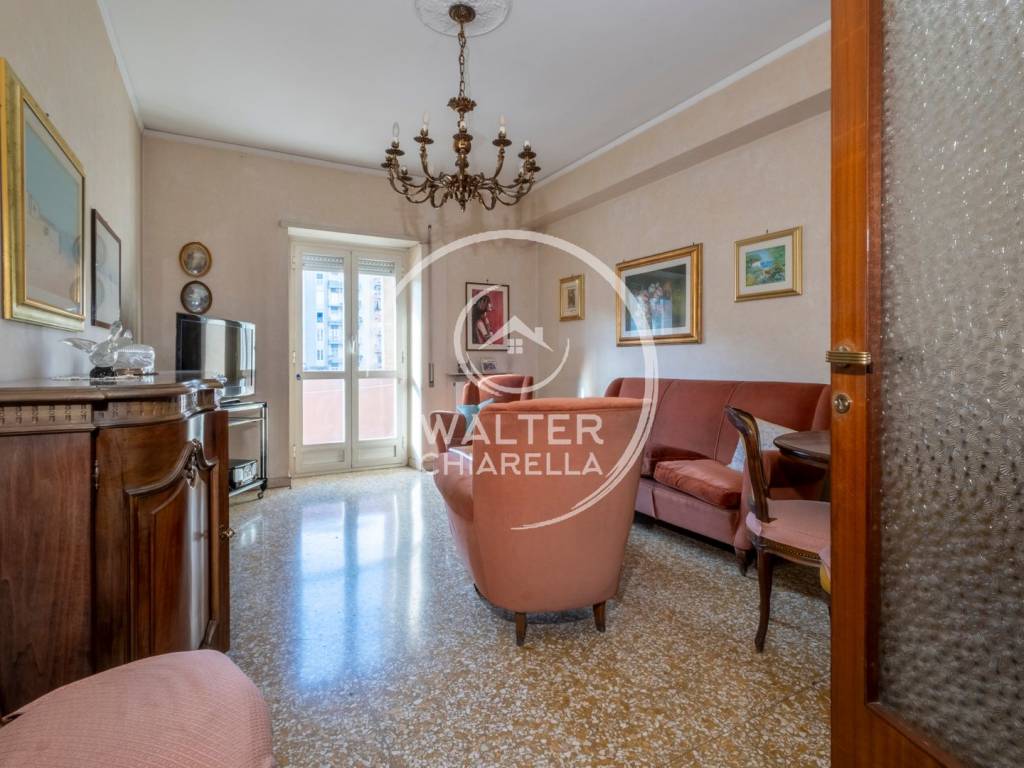 appartamento in vendita a Roma in zona Tuscolano