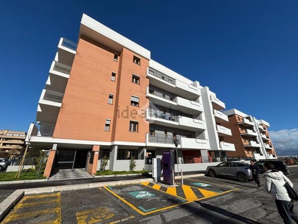 appartamento in vendita a Roma in zona Ponte di Nona